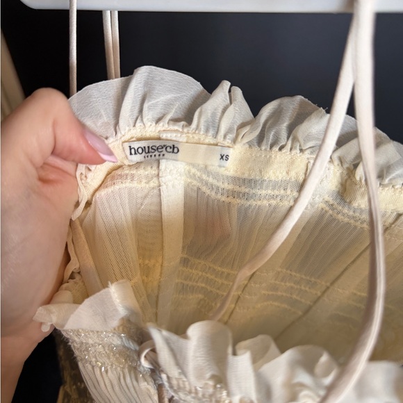 House of CB Cream Lace-Up Camisole - Picture 4 of 4